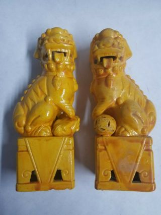 Foo Dogs Yellow Tonuges Out Made in Japan Marked Yellow Bookends Asian Ceramic 2