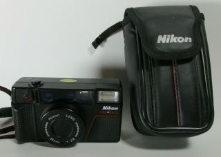 Nikon One Touch Camera - Point And Shoot - L35af - 35mm Vintage - With Case Vtg