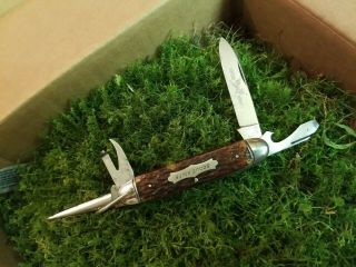 Vintage Camillus Pocket Knife Camp Scout Knife Ecthed Blade