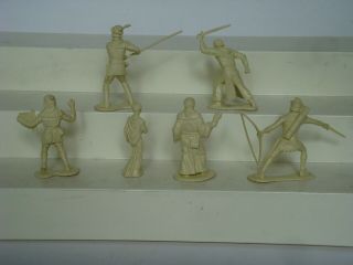 Marx Robin Hood Play Set / Complete Matched Set of 6 54mm Character Figures 2
