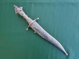 Vintage Old Turkish Mughal Jambiya Dagger With Silver Damascus Bade
