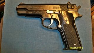 Vintage Daisy Detailed Replia Model 59 Airsoft.  25 6mm Spring Pistol