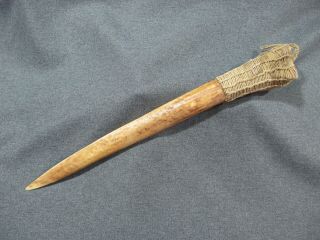 Papua Guinea Cassowary Bone And Fiber Dagger