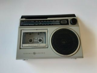 Vtg General Electric Am/fm Radio Cassette Player/recorder,  3 - 5240d.