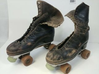 Betty Lytle - Styled By Hyde - Vintage Roller Skates Size 10 Mens
