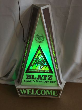 Vintage Blatz Beer Bar Light Up Can Bottle Sign Game Room Man Cave