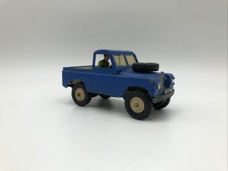 Britains Ltd Swb Land Rover 1/32 1975 With Suspension And Driver See Pictures