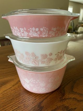 Vintage Pyrex Pink Gooseberry Round Casserole Set 471,  472,  473 With Lids