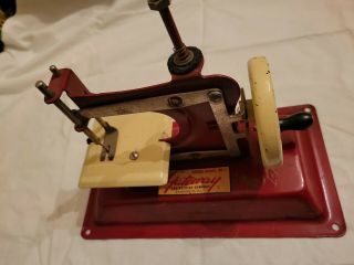 Vintage Child`s Toy Sewing Machine Gateway Junior Np - 1