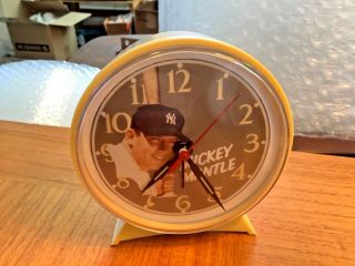 Vintage Mickey Mantle Windup Clock.  York Yankees Baseball.  Perfectly.
