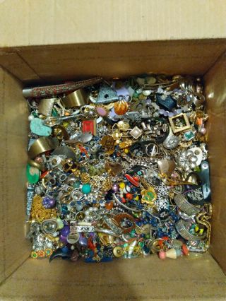 Vintage Modern Junk Jewelry Wear Repair Harvest Rhinestones At Least 20 Lbs