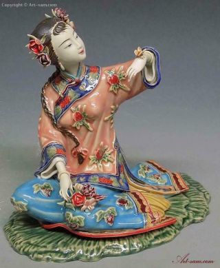 Chinese Ceramic / Porcelain Dolls Figurine - Butterfly