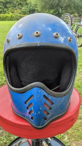 Vintage 1980 Bell Moto3 Well.  Size 7 1/2