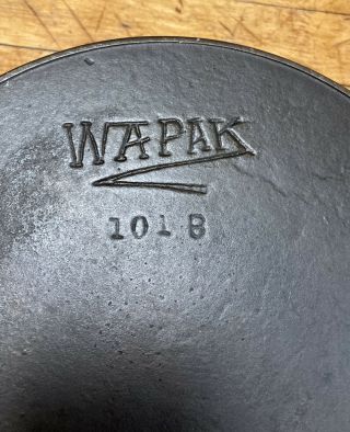 Vintage Wapak Cast Iron Skillet,  101 - B,  8