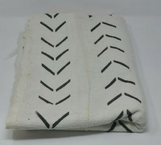 Authentic African Mud Cloth Fabric Mali Approx 45”x63” White/black Arrow Tips