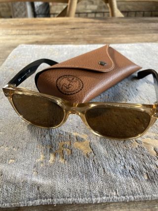 Vintage Ray Bans Black And Light Brown Wayfarer Sunglasses Unisex,  Italy Rb2132