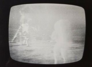 Vtg 1969 Moon Landing Apollo 11 On Tv Screen Abstract Surreal Photo 2