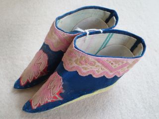 Vintage Chinese Bound Feet Lotus Shoes Silk Handmade Hand Embroidery