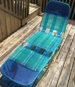 Vtg Lawn Lounger Tri Fold Chair Plastic Tube Pool Deck Jelly Blue Green Chaise