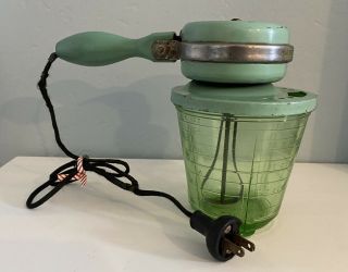 Vintage Vidrio Products Corp Green Uranium Glass Hand Mixer Batter Bowl -