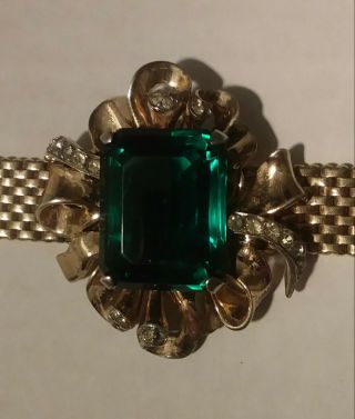 Vintage 1945 Kreisler Rare Emerald Green Stone Bracelet With Brickwork Band