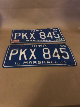 Set Of 2 Vintage Marshall Iowa 1986 License Plates