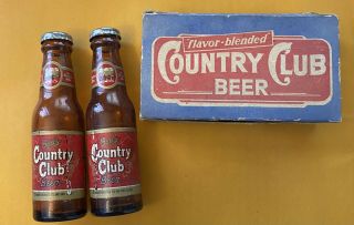 GOETZ COUNTRY CLUB BEER Souvenir Salt & Pepper mini bottles. 2
