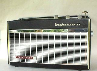 Very Vintage Telefunken Bojazzo Ts 205 Am Fm Sw Shortwave Transistor Radio