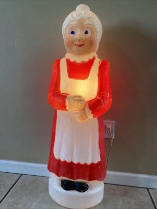 Vintage Christmas Blow Mold Mrs.  Claus Lighted Union Products Featherstone Vtg
