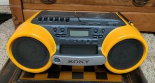 Vintage Sony Cfd - 980 Water Resistant Cd/cassette Boombox Yellow Black