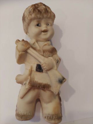 Pioneer Boy Rubber Squeaker Toy Daniel Boone Davy Crockett Squeak Doll W Gun 50s