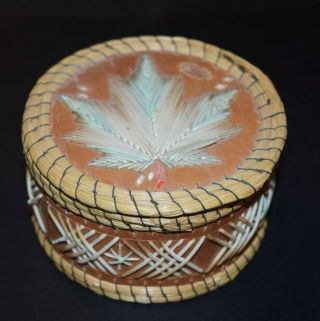 Vintage Anishinaabe First Nation Indian Quill Birch Bark Sweetgrass Basket Box