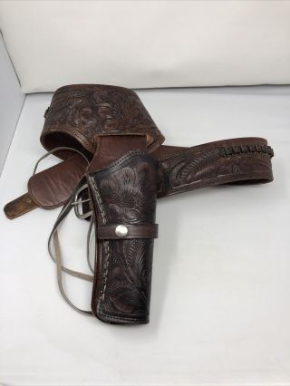 Vintage Cowboy Holster & Belt,  Brown Leather For.  22 Revolver,  Right - Handed