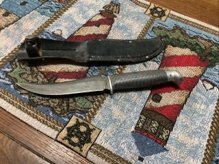 Vintage Western Usa F 39 Black Beauty Hunting Knife In Sheath
