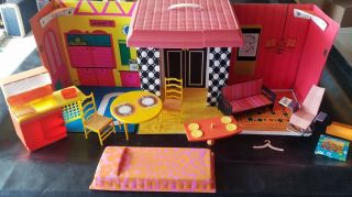 Vintage 1968 Mattel Barbie Family House Carnaby St.  W/ Furniture 1066