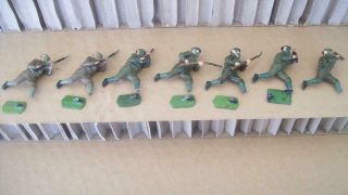 W Britain From Set 1613 British Infantry In Action For Repair Or Parts