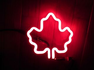Molson Canadian Beer Maple Leaf Neon Light Part Bar Pub Game Room