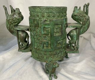 Archaic Chinese Shang Dynasty Style Verdigris Bronze Censer Vessel Foo Lions Cat