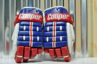 Vintage Cooper Hockey Gloves Red White And Blue - Pre - Owned