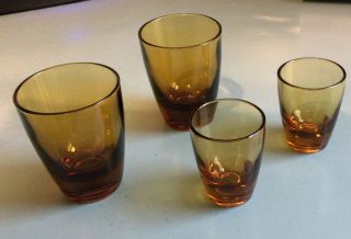 Set Of 4 Vintage Amber Coloured Shot/sherry/baileys Glasses (2 Different Sizes)