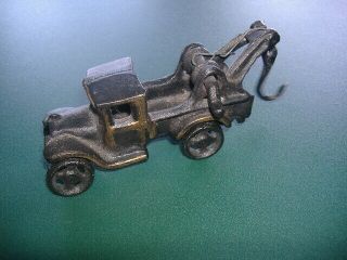 Black Cast Iron Tow Truck With Hook & Gold Accent Age Unknown Look
