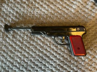 Vintage Knickerbocker Dart Gun With Dart