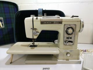 Jones / Brother B785 Deluxe Electric Sewing Machine Vintage 2052