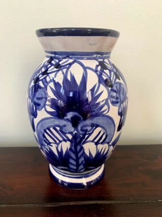 Vintage Talavera Mexico Pottery Vase.  Blue And White.  6 " X 4 "
