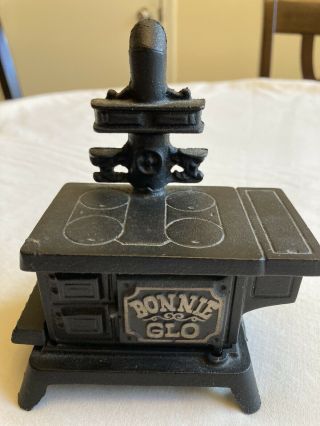 Vintage Bonnie Glo Miniature Cast Iron Stove For Dollhouse