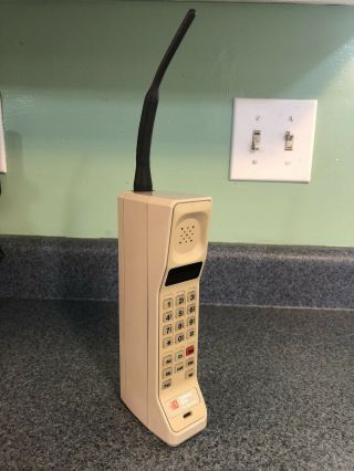 Vintage Motorola Cellular One Brick Phone Classic 1980s/90s