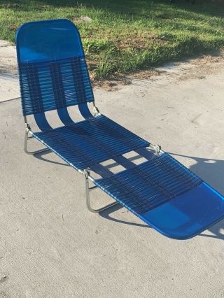 Vintage Folding Outdoor Vinyl Tube Chaise Lounge Lawn Chair Blue
