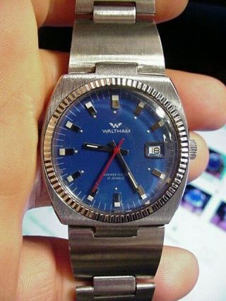 1970`s Blue Dial Vintage Waltham 17j Men Diver Bracelet Watch
