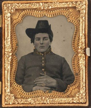 1860s Civil War Tintype Photo Of Union Army Soldier Cased Photograph 1