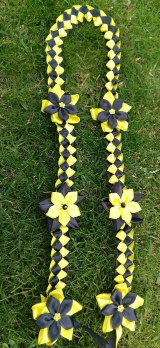 Graduation Lei,  Handmade With 2 Color Of Satin Ribbons In Black And Yellow
